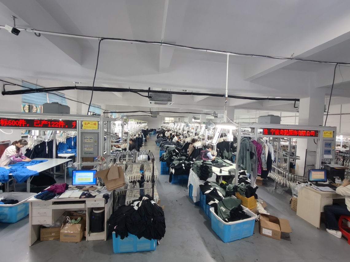 Țesături reciclate, performanță reală: pasul QIYI către o industrie sportivă mai ecologică